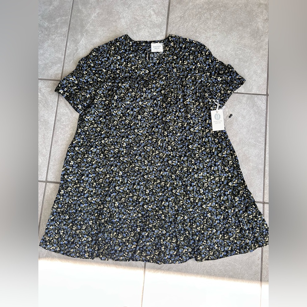 Hyacinth House Floral Dress in Black , cream and blue